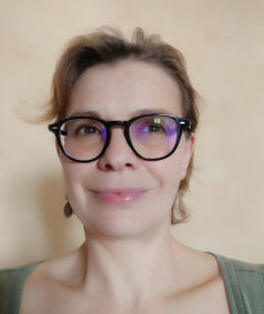 Mme KLIPFEL a réalisé sa VAE avec le CNAM Île-de-France. Elle partage son expérience :